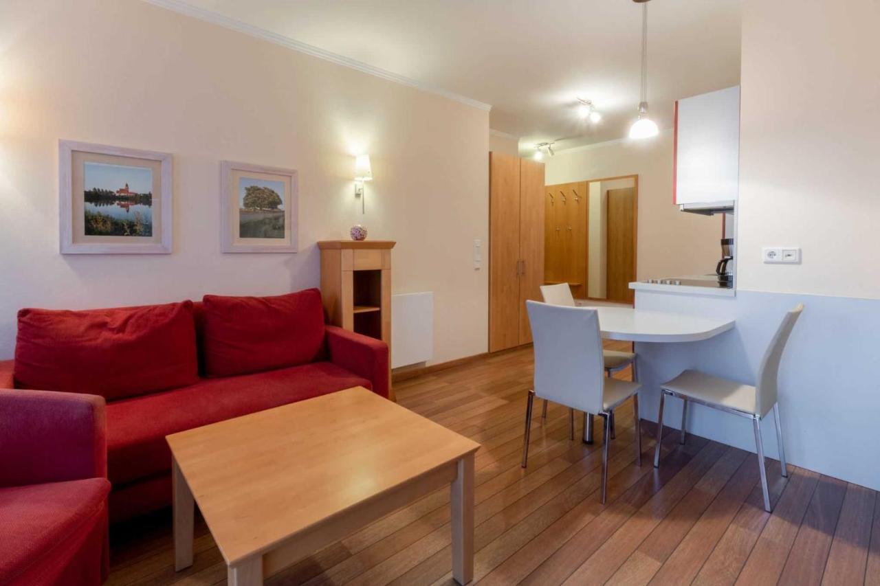Hafendomicil Appartement Wh01 - Forelle วาเริน ภายนอก รูปภาพ
